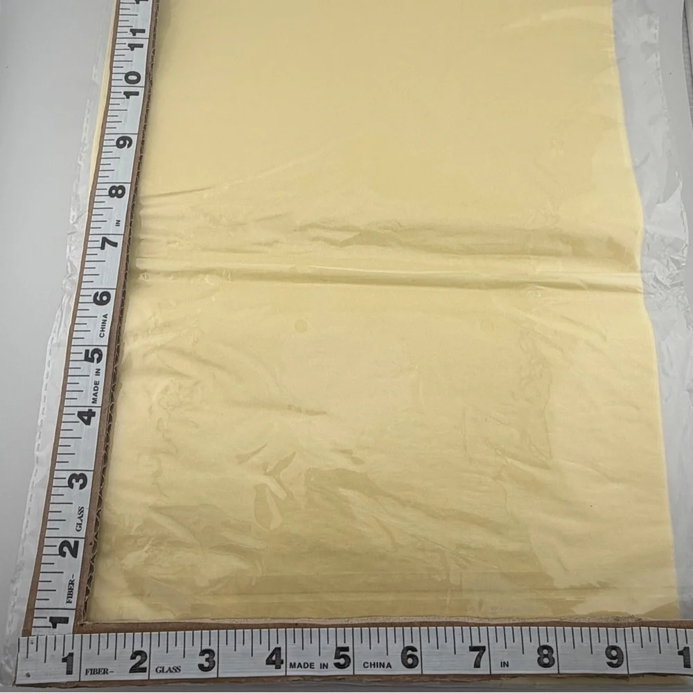 12 Pack of Decorative Yellow Sun Pattern Gift Bags and Tissue Paper